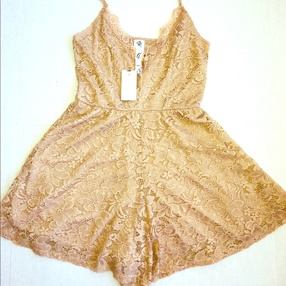Nice Lace romper size M